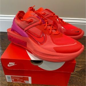 Nike Womens Fontaka Edge SZ 8 Crimson/Red *Brand New